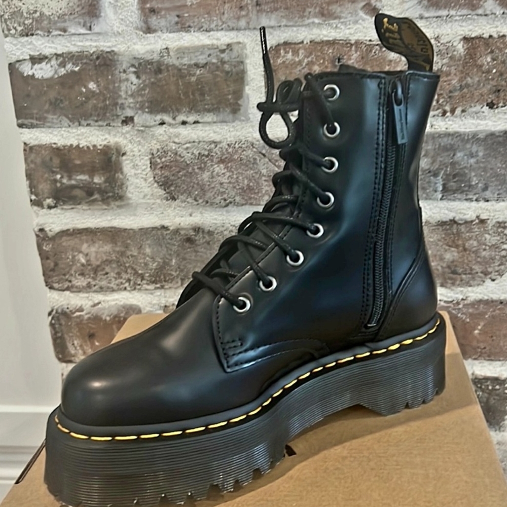 Black Leather Women's Boots